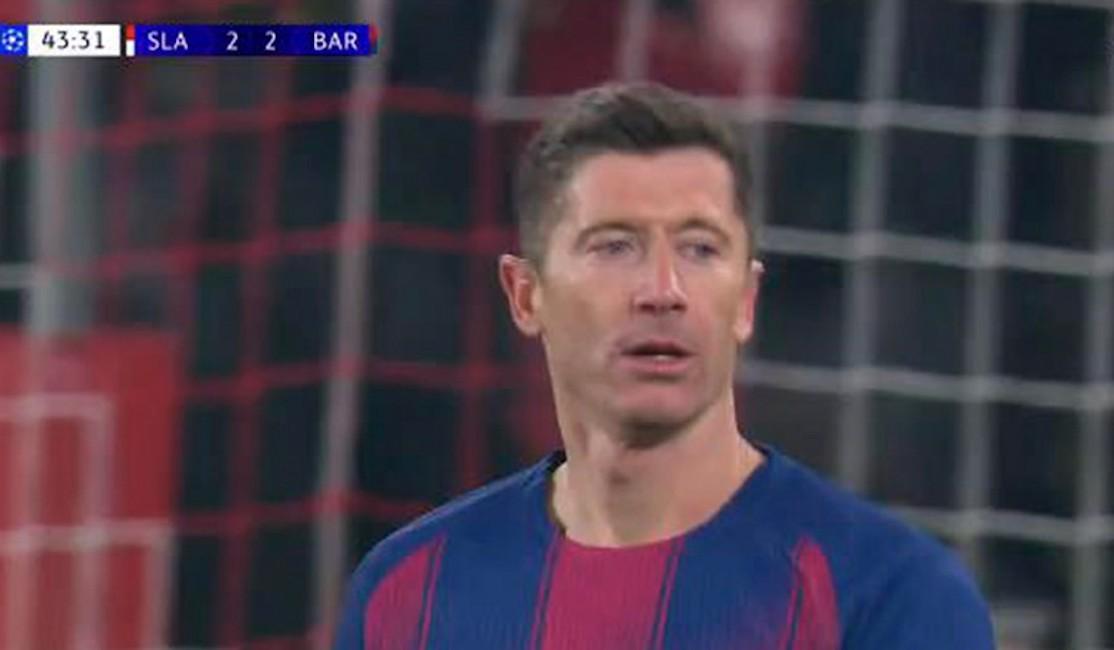 开云下载-进错门了,进了105球的莱万欧冠生涯首次打入乌龙球